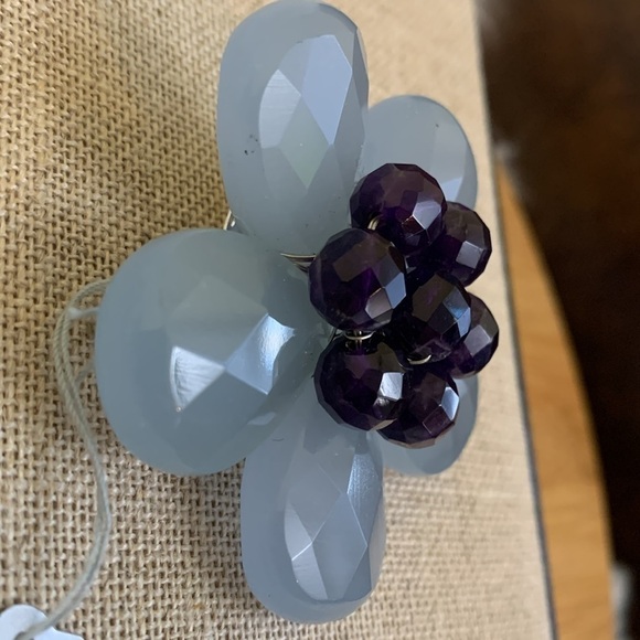 Handmade Vintage Lucite Wearable 3 Dimensional Art Floral Pin Brooch - Picture 7 of 7